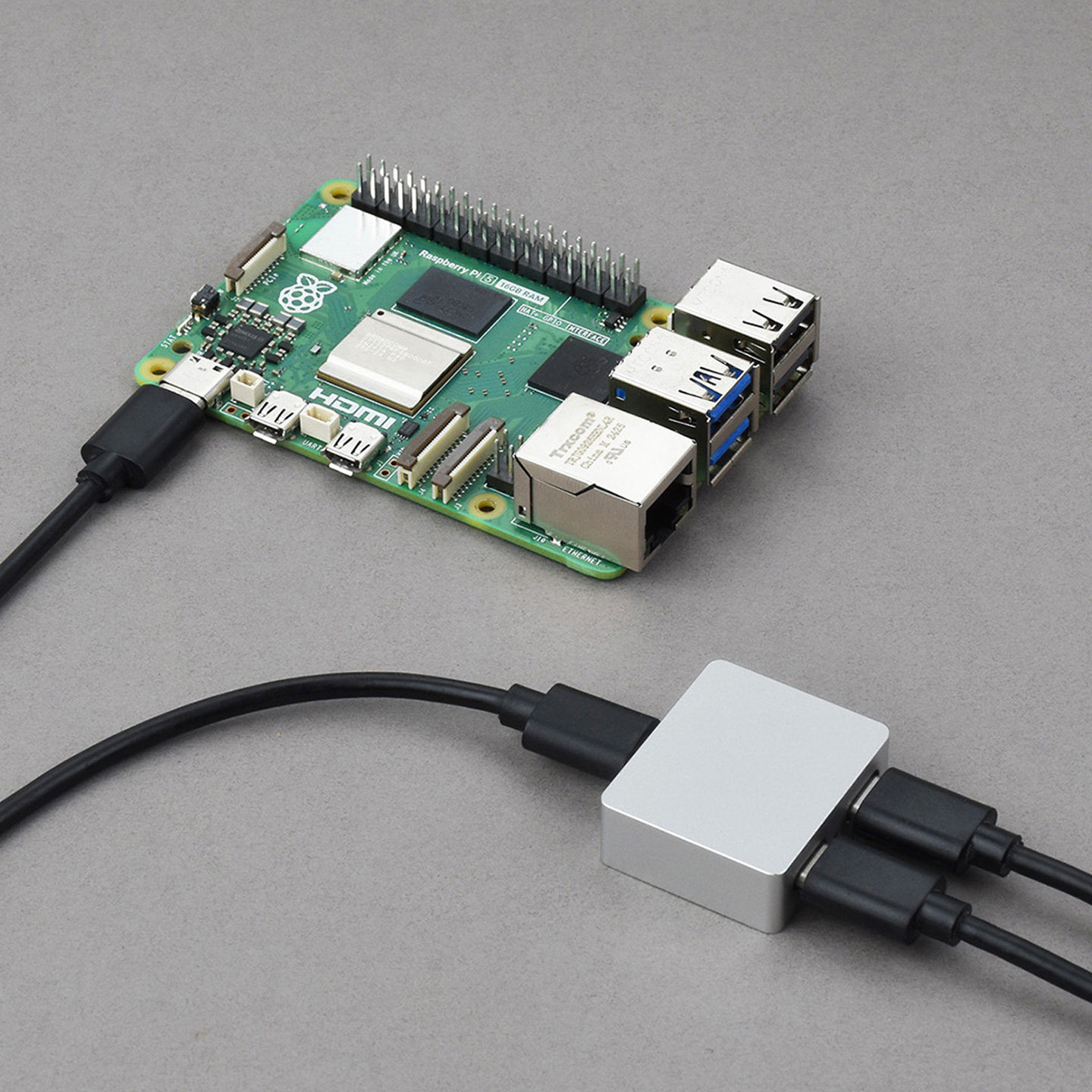 USB-C-stroom- en dataverdeelst - Home Automation Raspberry Pi recensie en prijs